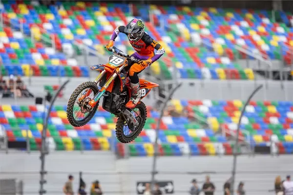 KTM 250 SX-F 2025
