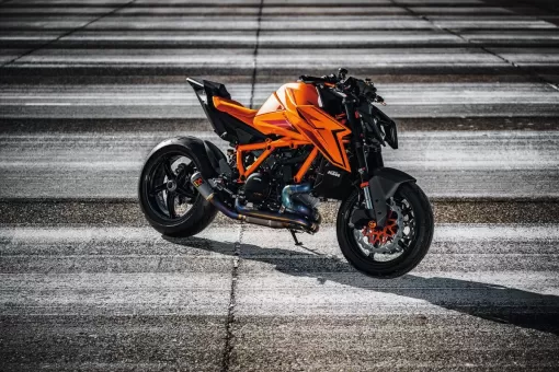 my24-ktm-1390-super-duke-r-evo-4.jpg